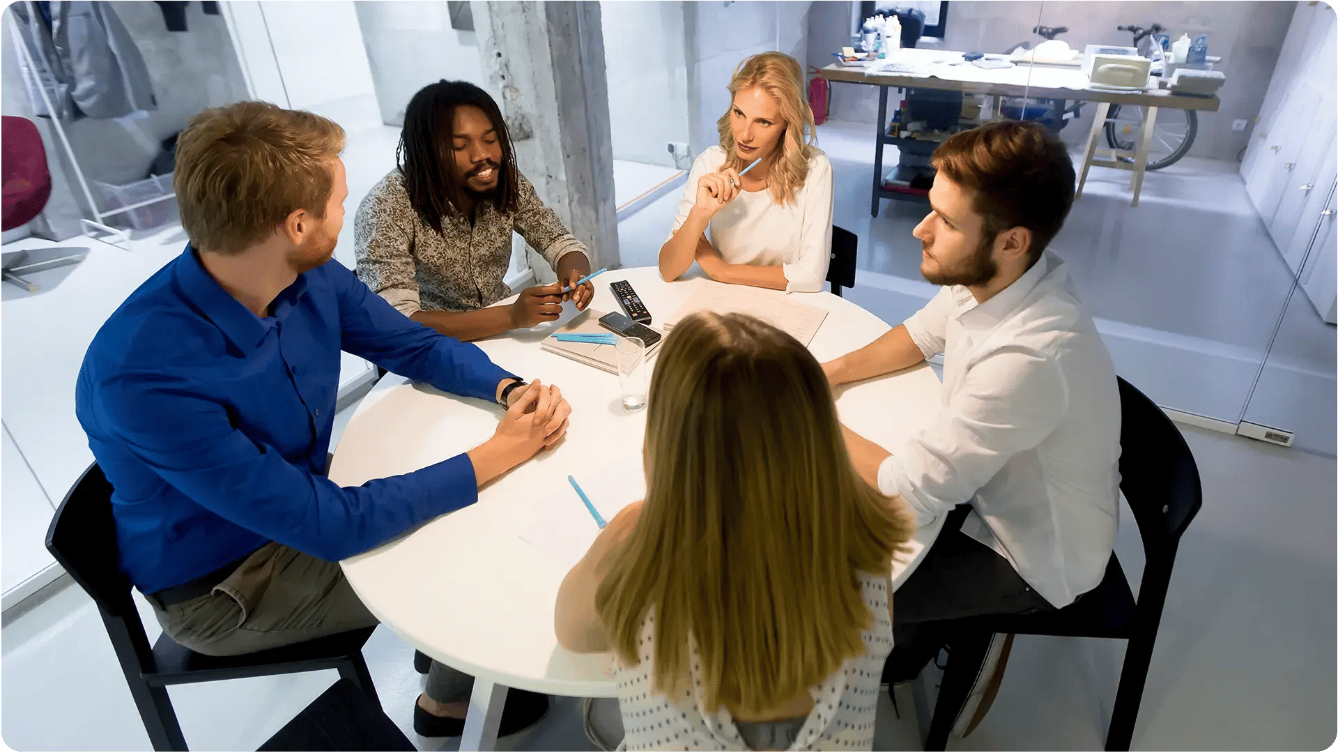 Create fast handoffs across shifts and teams