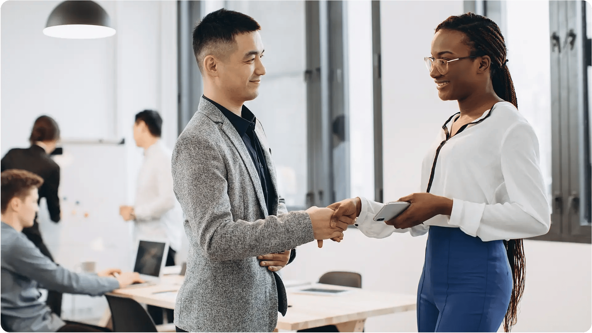 Improve onboarding with searchable knowledge pages