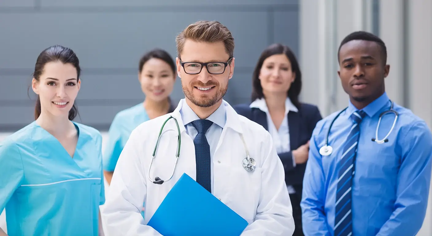 Costa Rica’s CCSS uses VIDIZMO EnterpriseTube to stream webinars publicly and restrict internal videos securely in Spanish.