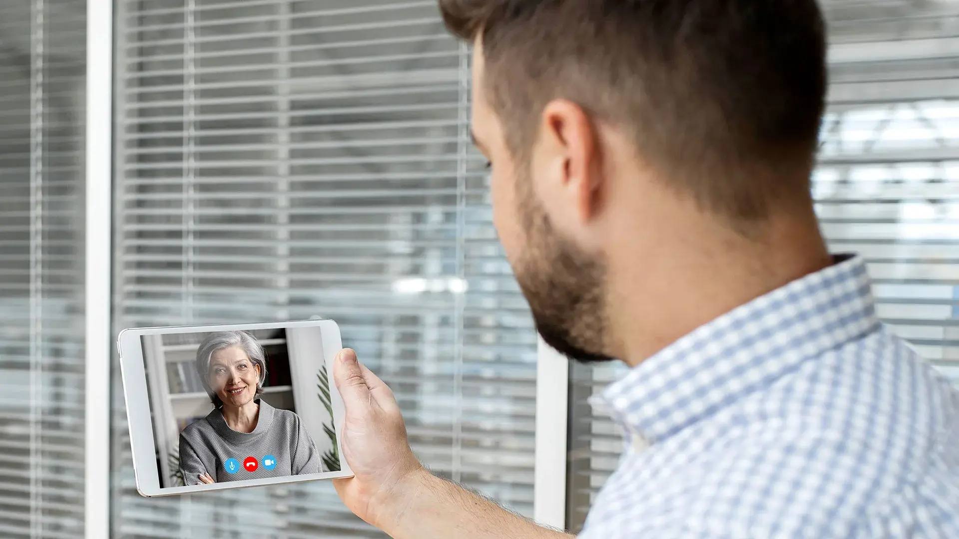 must have video screen recording features